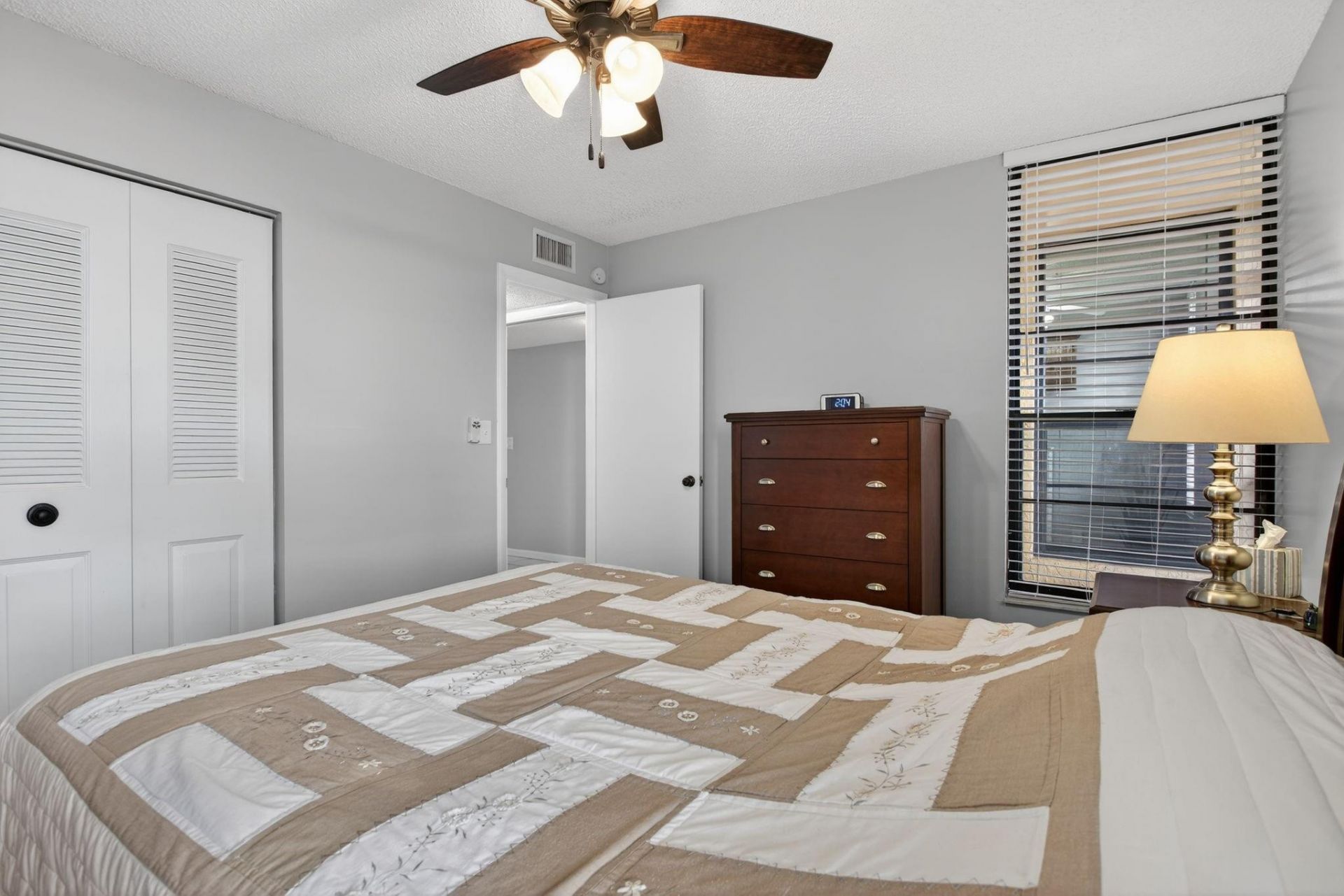 6239 Coral Lake Drive, Unit 4039, Margate, FL 33063 Photo