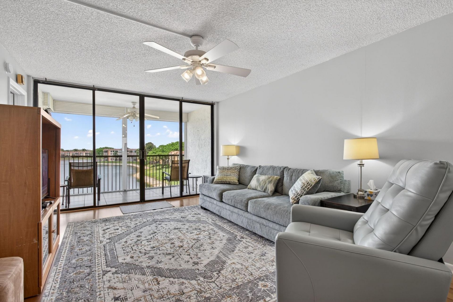 6239 Coral Lake Drive, Unit 403, Margate, FL 33063 Photo