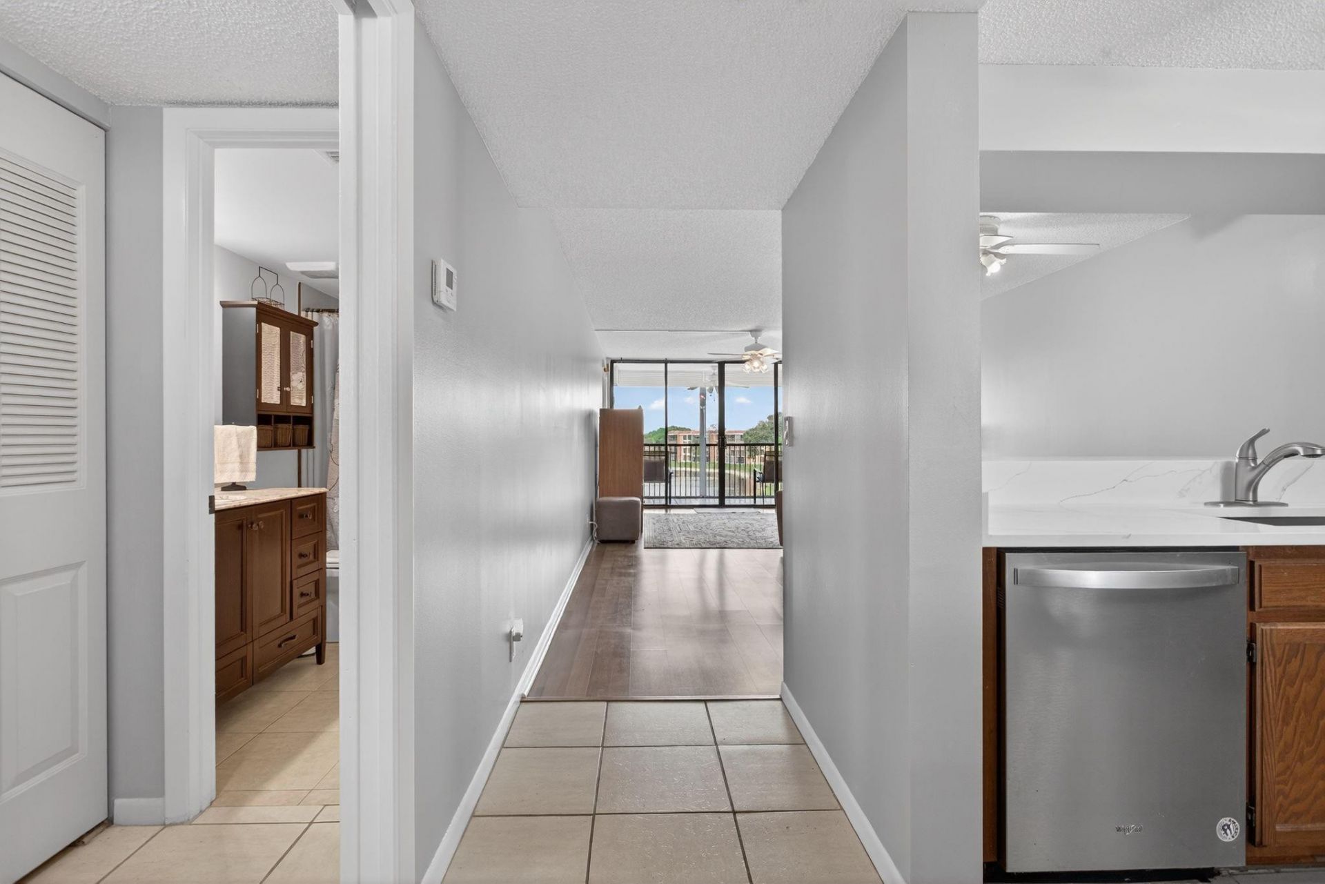 6239 Coral Lake Drive, Unit 403, Margate, FL 33063 Photo