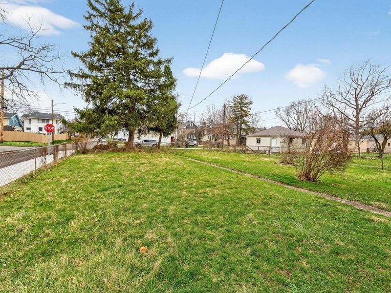 105 N Terrace Avenue, Columbus, OH 43204 Photo 12