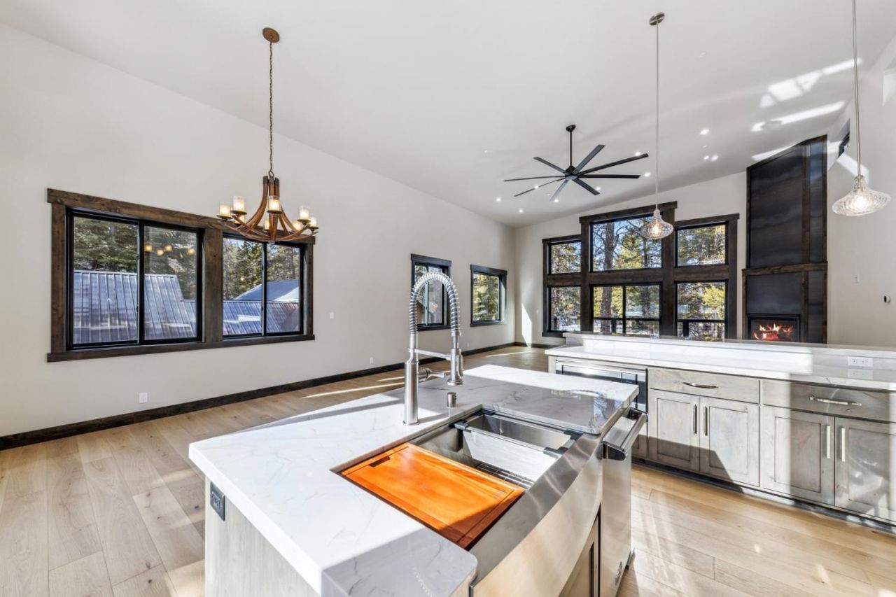 14820 Davos Drive, Truckee, CA 96161 Photo