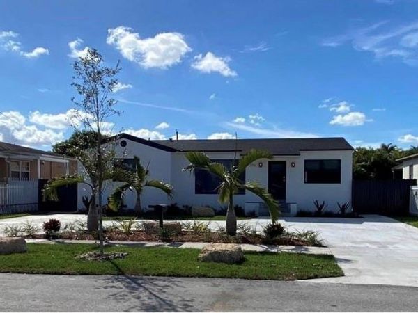 170 W 58 Street, Hialeah, FL 33012