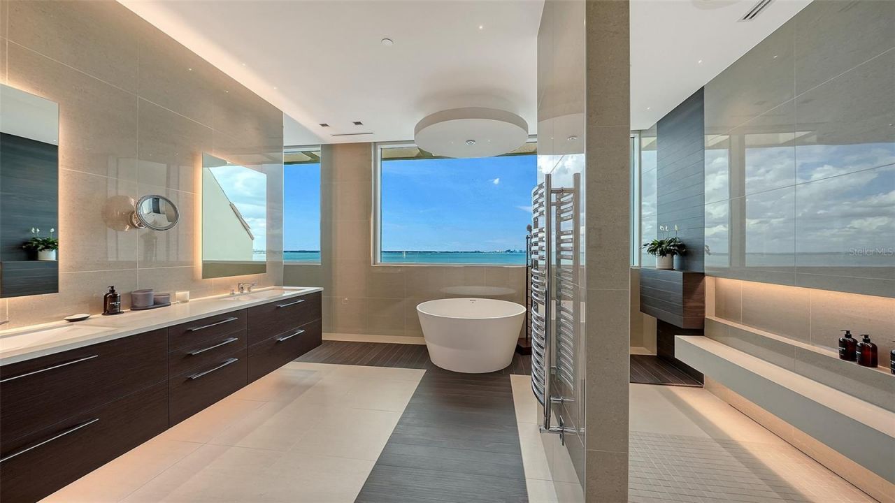 3030 Grand Bay Boulevard, Unit PH3101, Longboat Key, FL 34228 Photo