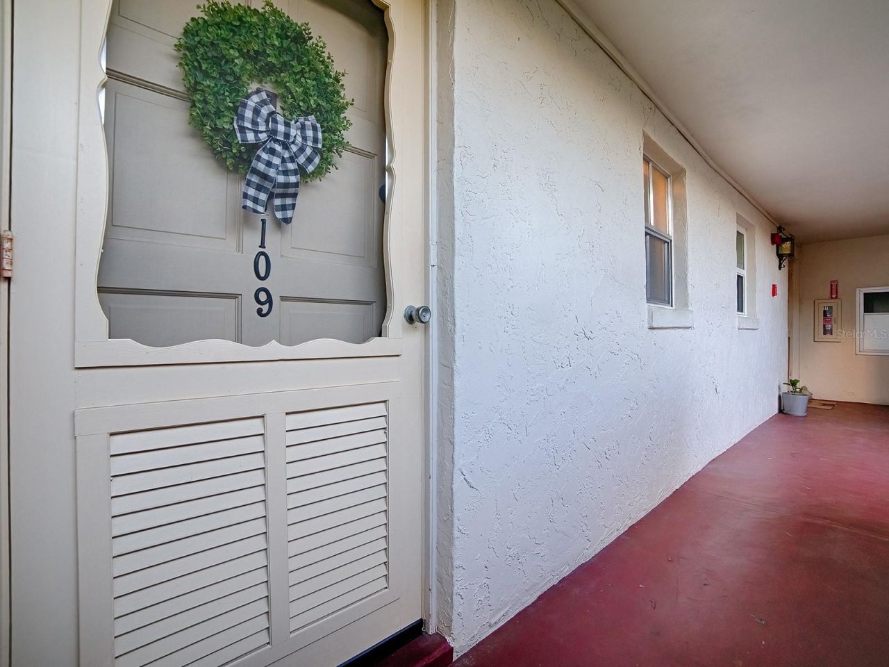 601 N Mcdonald Street, Unit 109, Mount Dora, FL 32757