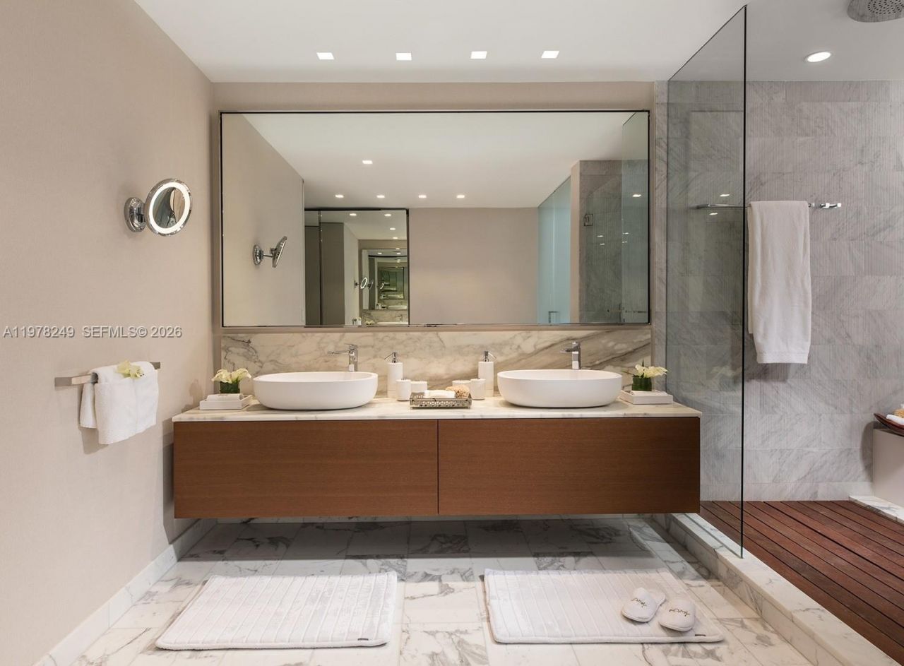 10201 Collins Ave, Unit 707, Bal Harbour, FL 33154 Photo