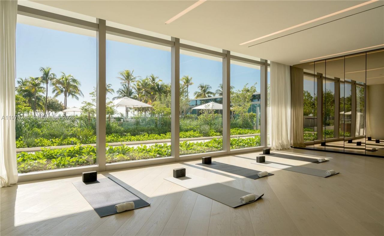 10201 Collins Ave, Unit 707, Bal Harbour, FL 33154 Photo