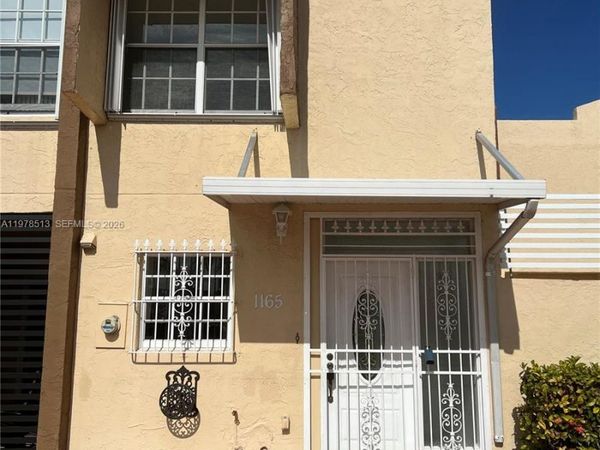 1165 W 38th Ter , Unit 35, Hialeah, FL 33012