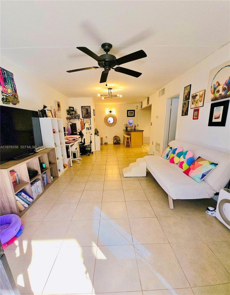 5767 Washington St , Unit F2, Hollywood, FL 33023 Photo