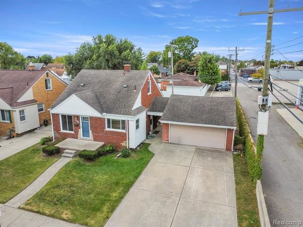 15275 Anne Avenue, Allen Park, MI 48101