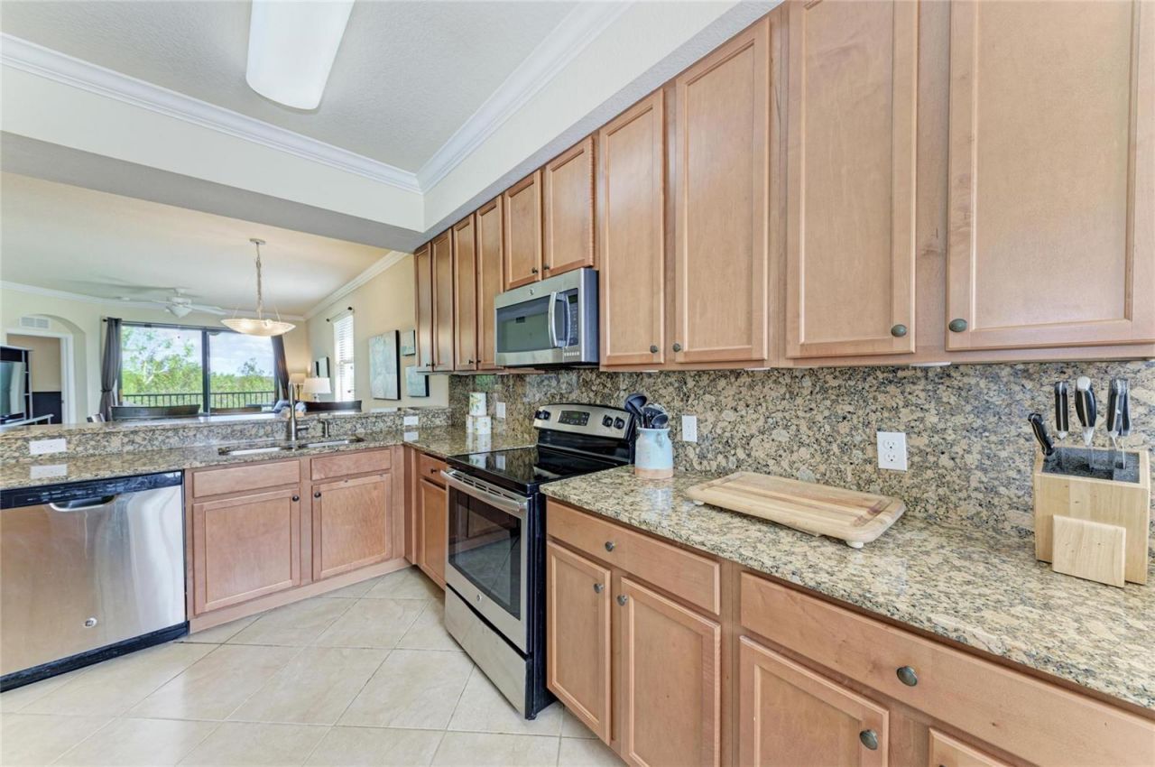 7121 River Hammock Drive , Unit 208, Bradenton, FL 34212 Photo