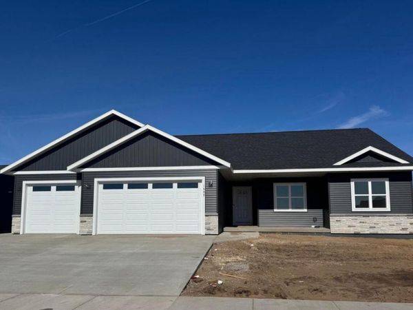 1348 Academy DRIVE, Holmen, WI 54636