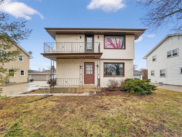 6909 N 42nd STREET, Milwaukee, WI 53209
