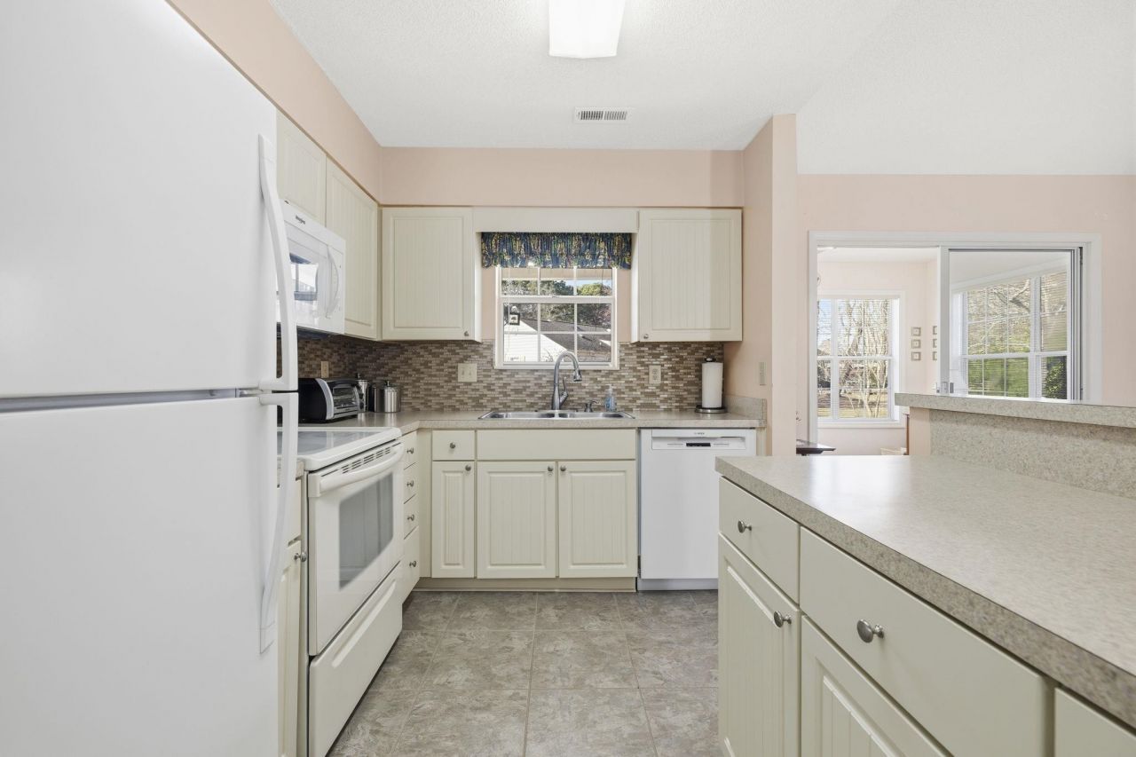 107 Purple Martin Dr. Photo 11