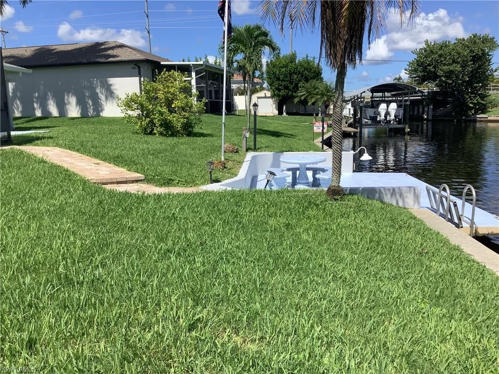 107 SE 39th St , Cape Coral, FL 33904 Photo