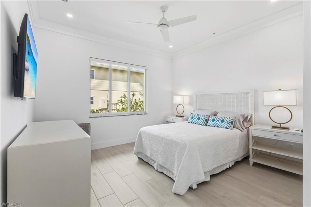 1395 Curlew Ave, Unit 1, Naples, FL 34102 Photo