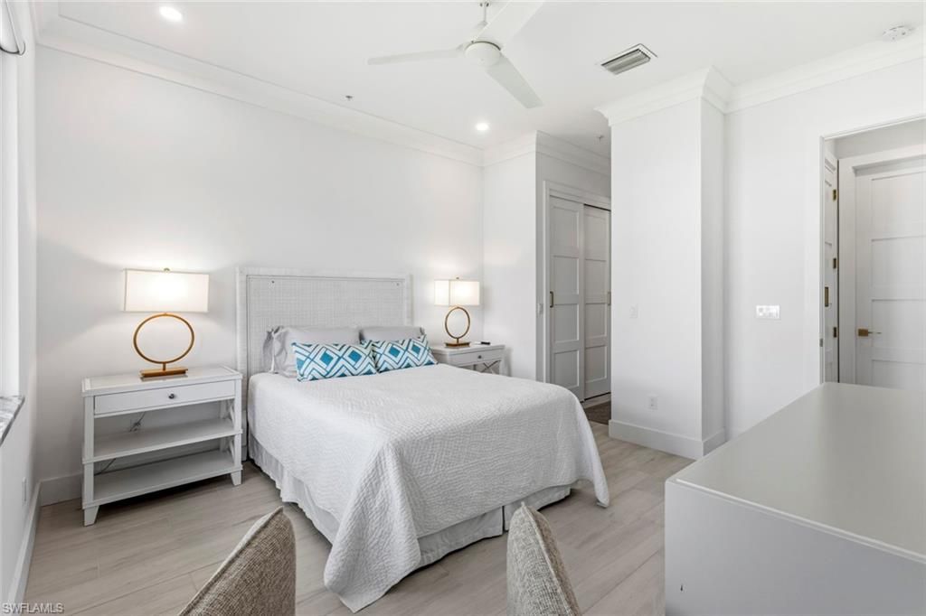 1395 Curlew Ave, Unit 1, Naples, FL 34102 Photo