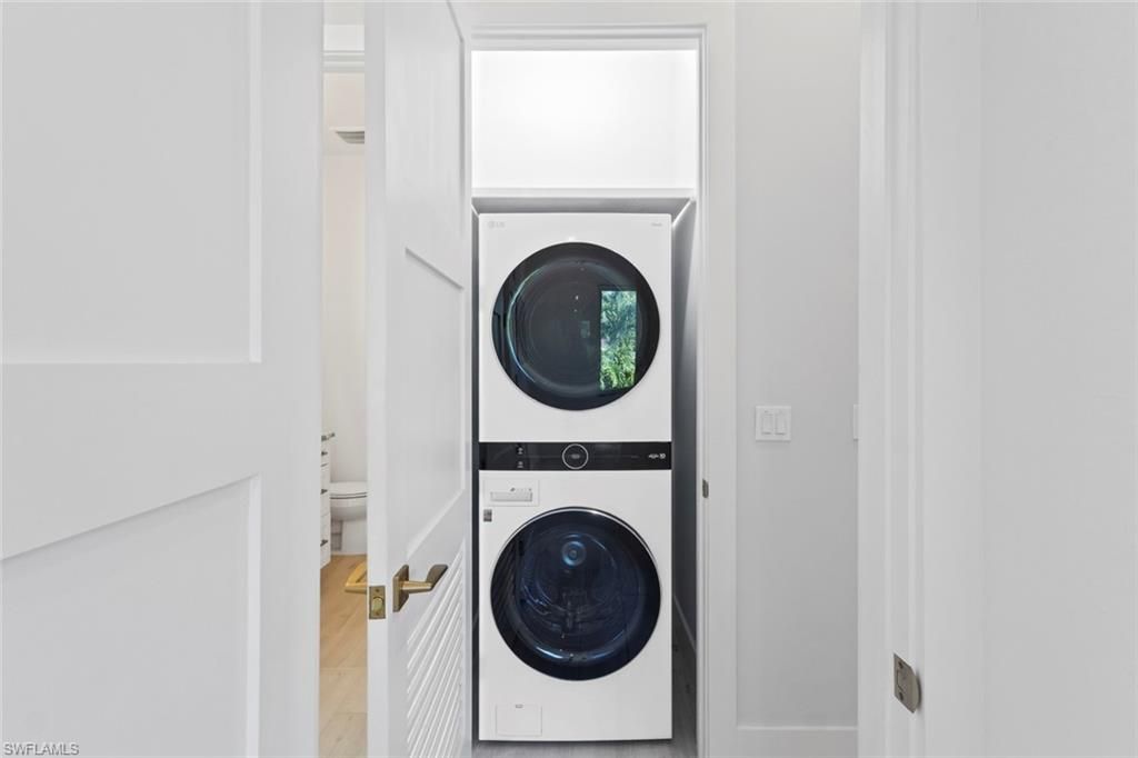 1395 Curlew Ave, Unit 1, Naples, FL 34102 Photo