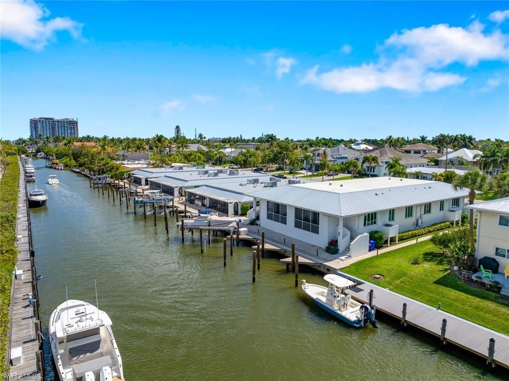 1395 Curlew Ave, Unit 1, Naples, FL 34102 Photo