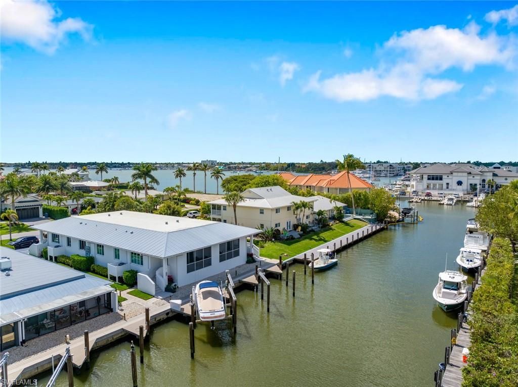 1395 Curlew Ave, Unit 1, Naples, FL 34102 Photo