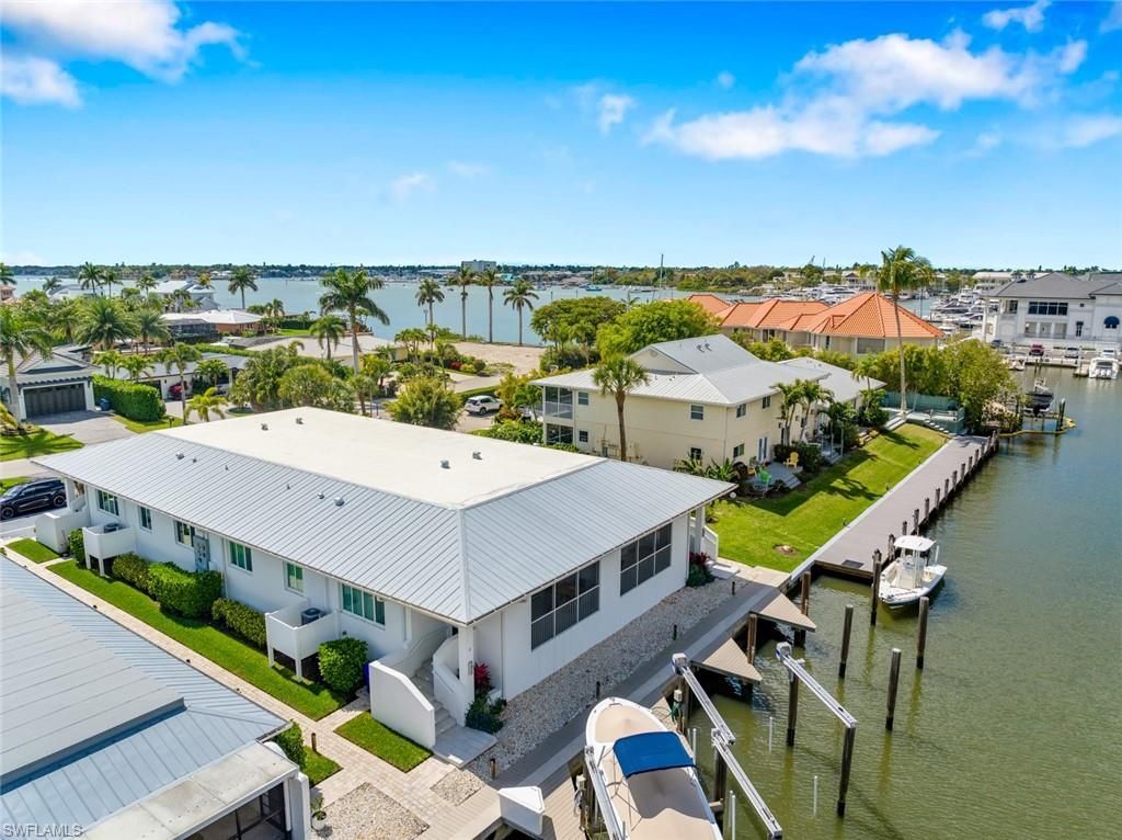 1395 Curlew Ave, Unit 1, Naples, FL 34102 Photo