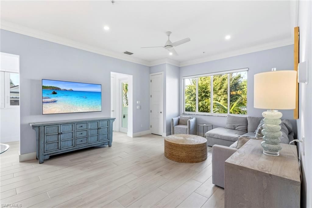 1395 Curlew Ave, Unit 1, Naples, FL 34102 Photo