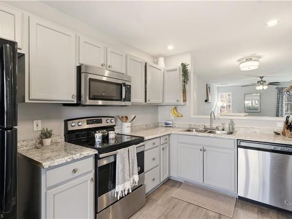 3743 Winborne Lane, Greensboro, NC 27410