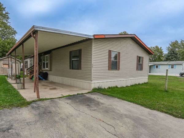 77 Berry Lane , Bourbonnais, IL 60914