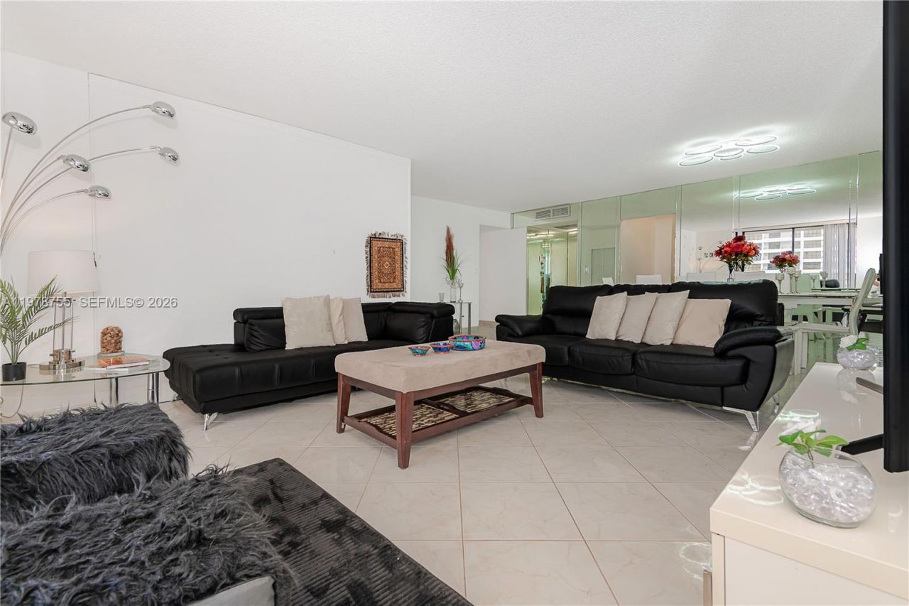 600 Three Islands Blvd , Unit 612, Hallandale Beach, FL 33009 Photo