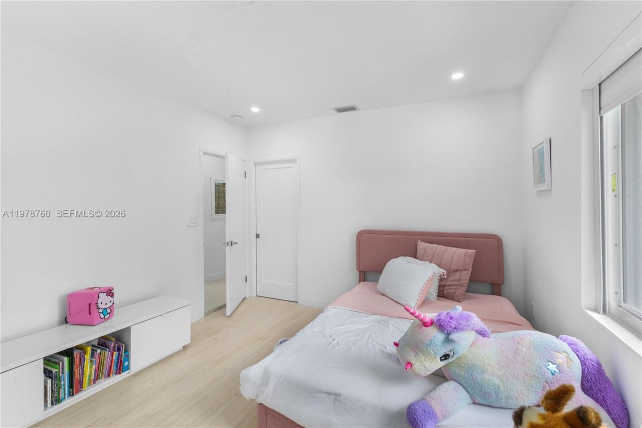 741 NE 87th St, Miami, FL 33138 Photo