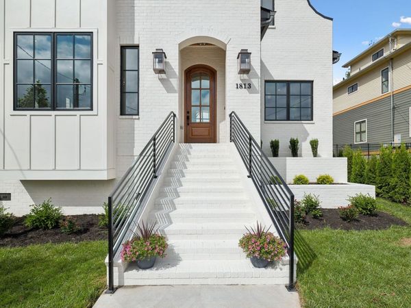 1813 6th Ave N, Nashville, TN 37208