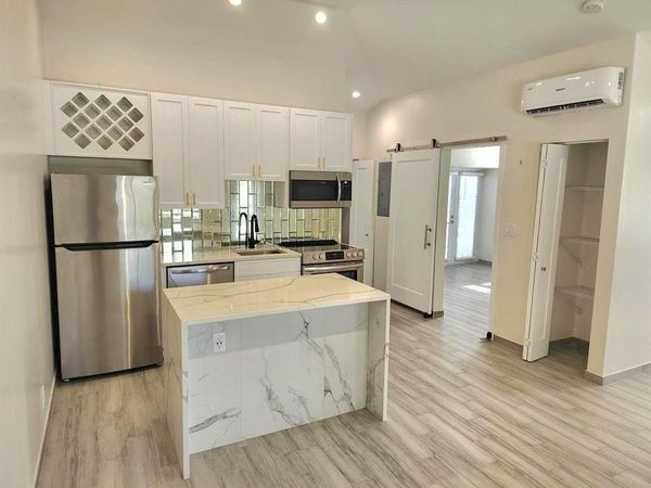 315 SW 7th Street, Unit 3, Fort Lauderdale, FL 33315