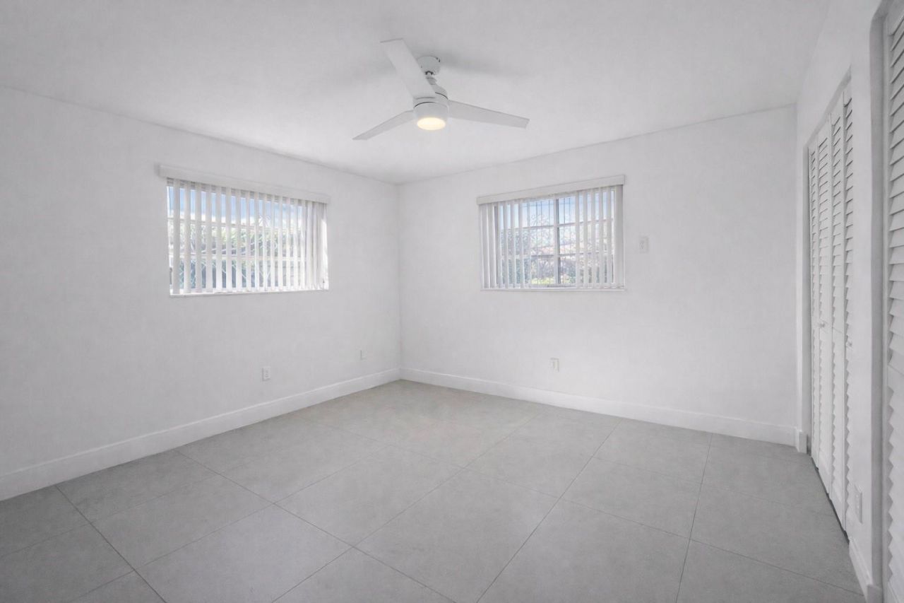 2150 SW 72nd Avenue, Miami, FL 33155 Photo