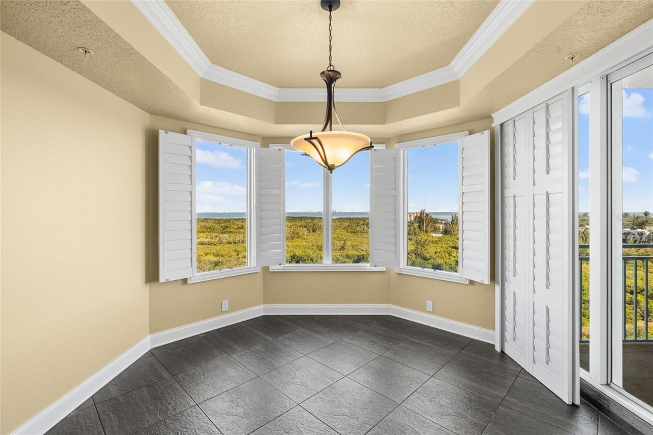 10851 Mangrove Cay Lane Ne, Unit 1112, Saint Petersburg, FL 33716 Photo