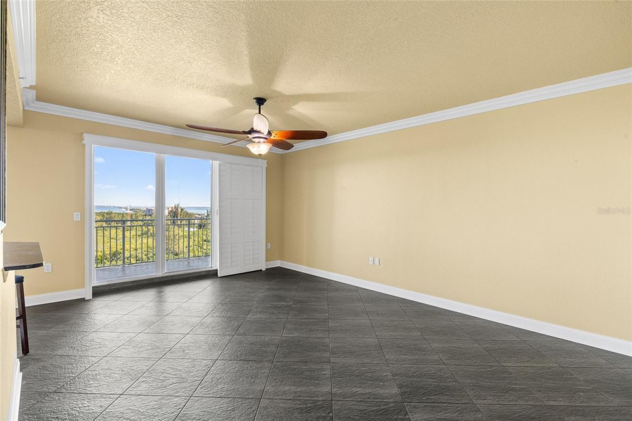 10851 Mangrove Cay Lane Ne, Unit 1112, Saint Petersburg, FL 33716 Photo