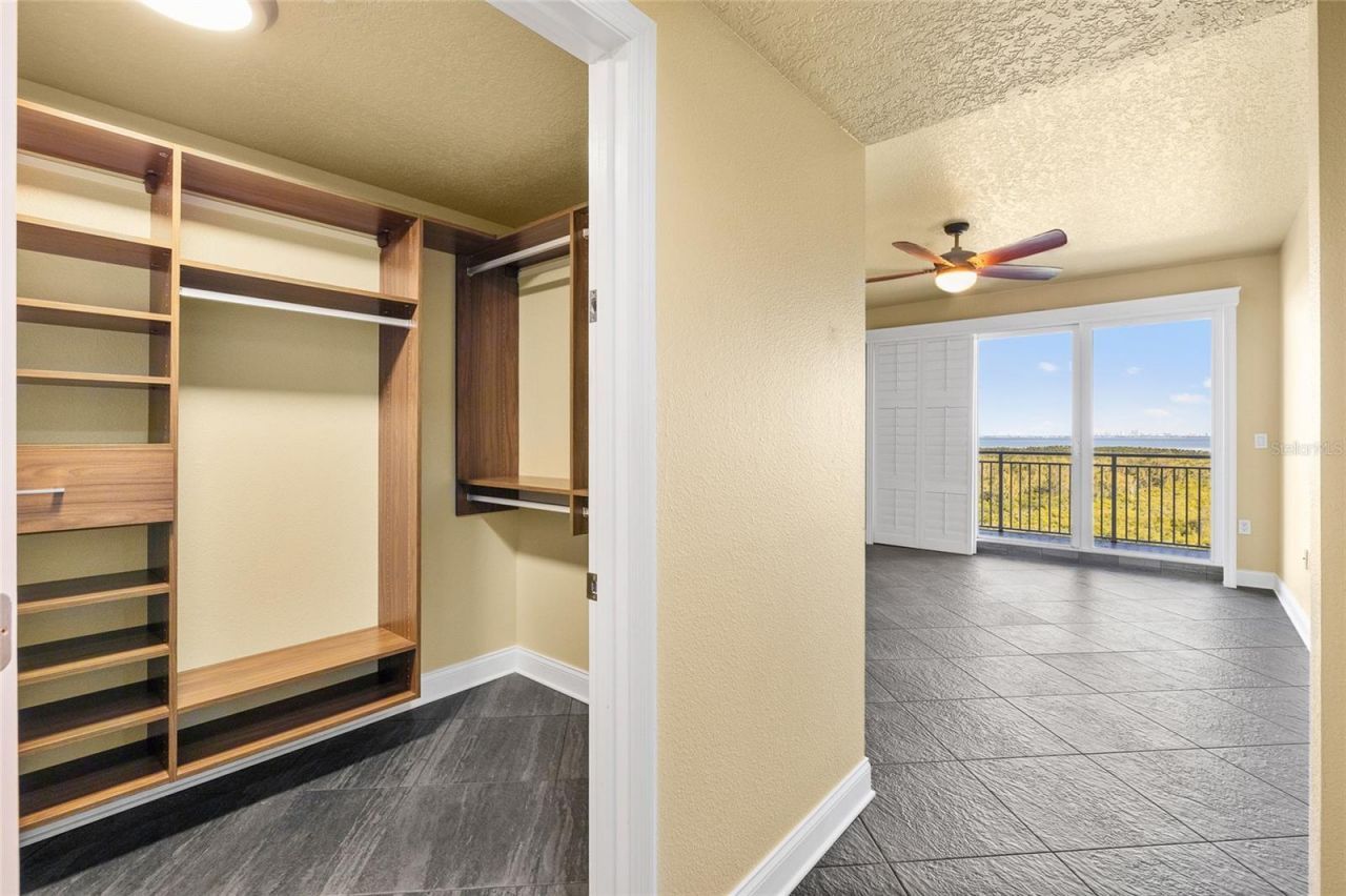 10851 Mangrove Cay Lane Ne, Unit 1112, Saint Petersburg, FL 33716 Photo