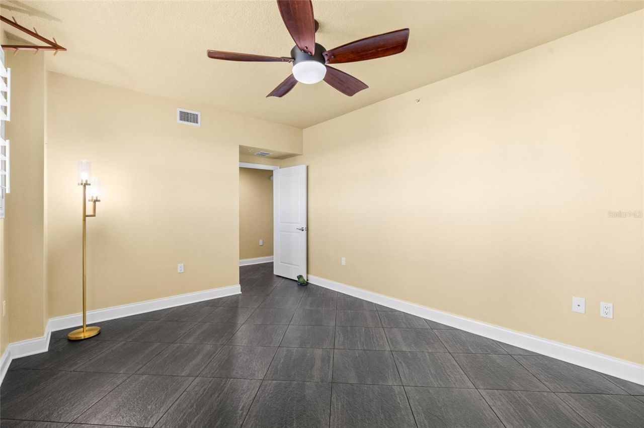 10851 Mangrove Cay Lane Ne, Unit 1112, Saint Petersburg, FL 33716 Photo