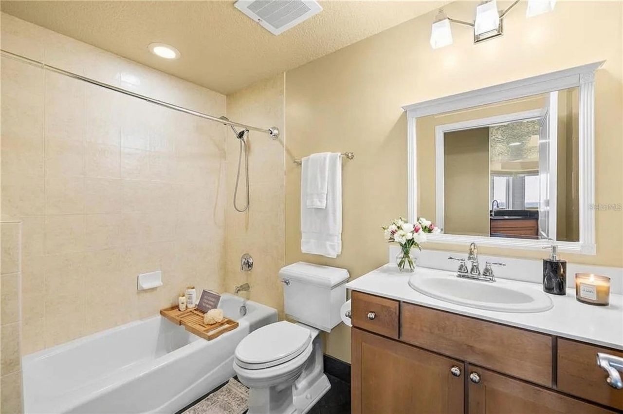 10851 Mangrove Cay Lane Ne, Unit 1112, Saint Petersburg, FL 33716 Photo