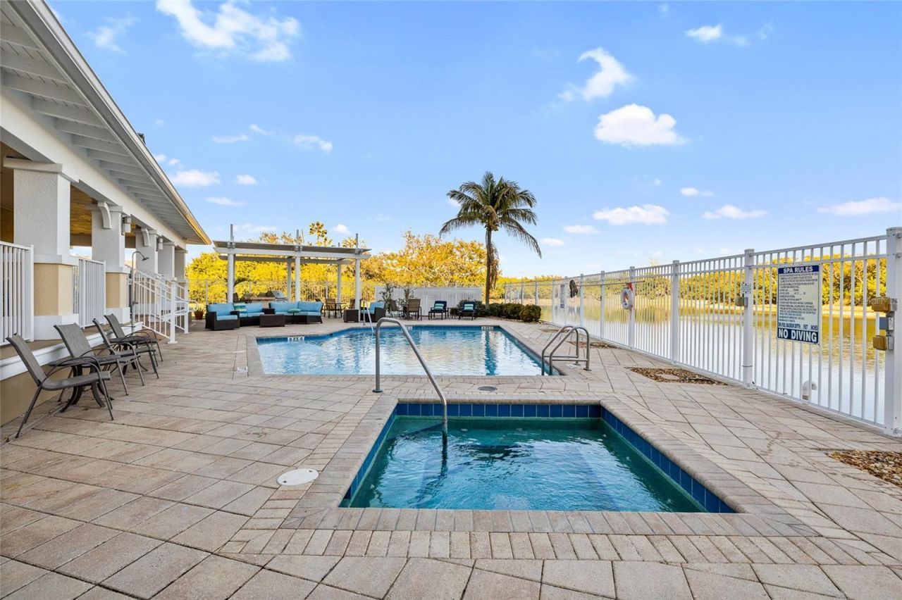 10851 Mangrove Cay Lane Ne, Unit 1112, Saint Petersburg, FL 33716 Photo