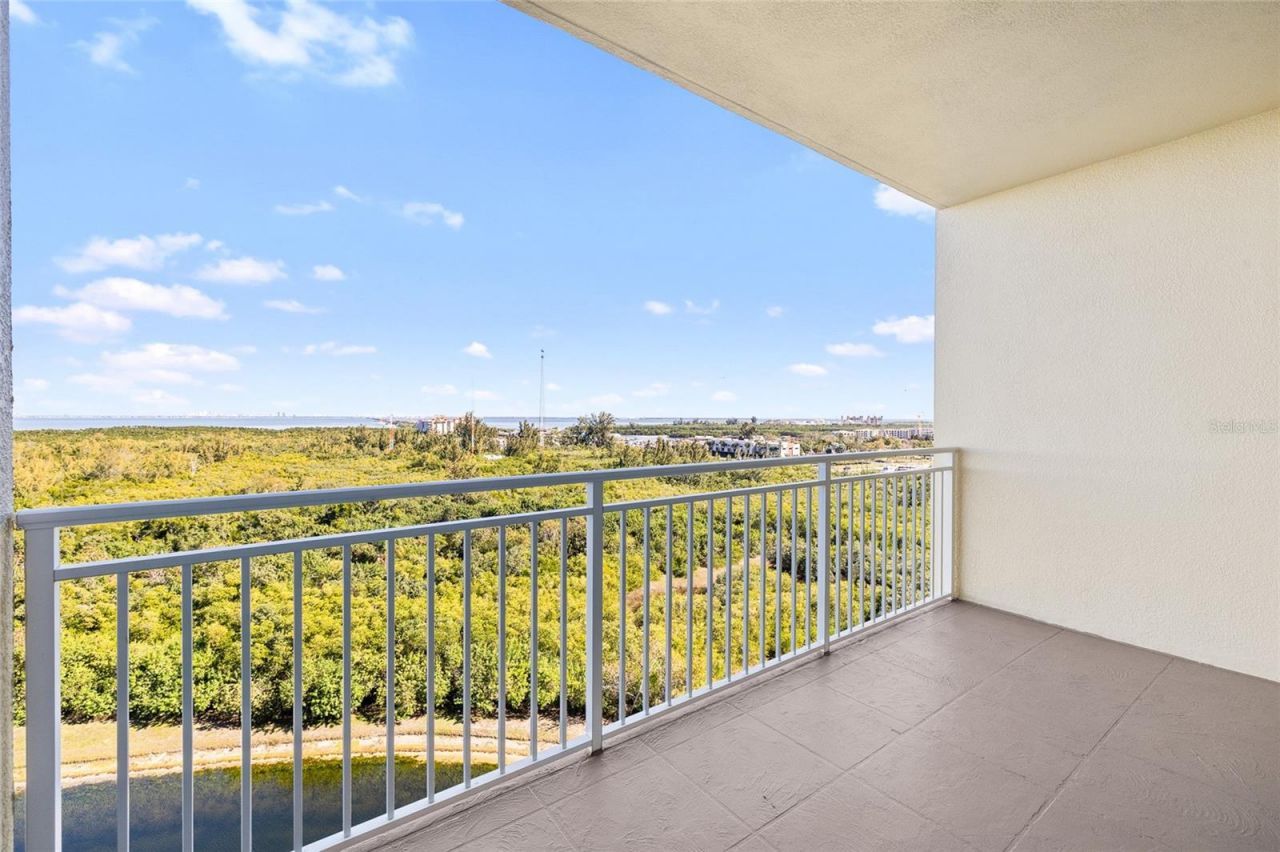 10851 Mangrove Cay Lane Ne, Unit 1112, Saint Petersburg, FL 33716 Photo