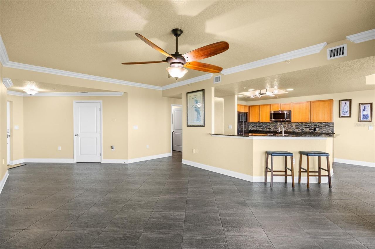 10851 Mangrove Cay Lane Ne, Unit 1112, Saint Petersburg, FL 33716 Photo