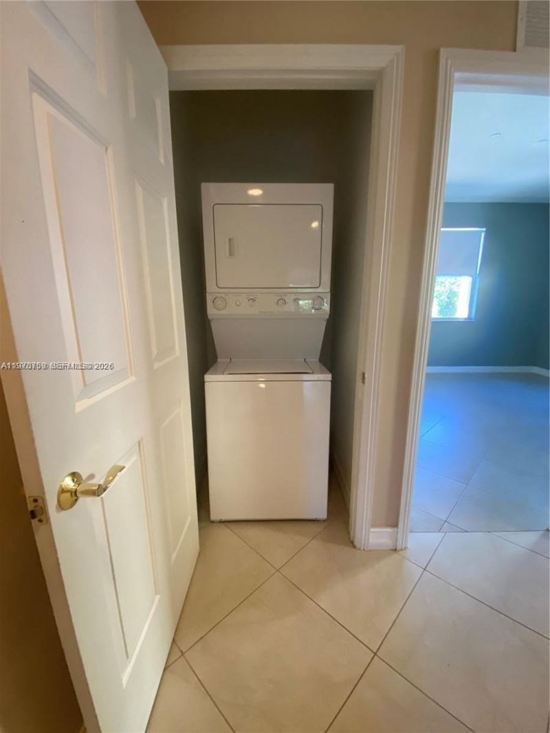1117 SW 1st St, Unit 1129, Fort Lauderdale, FL 33312 Photo