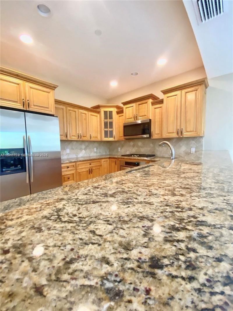 1117 SW 1st St, Unit 1129, Fort Lauderdale, FL 33312 Photo