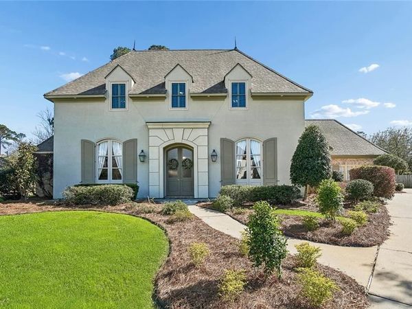 108 WOODSTONE Drive , Mandeville, LA 70471