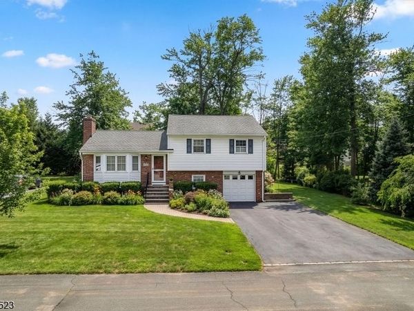 15 Walnut St, Chatham, NJ 07928