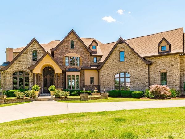 4047 Ironwood Dr , Greenbrier, TN 37073