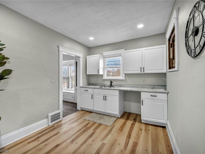 3303 E 123rd Street, Cleveland, OH 44120 Photo 14