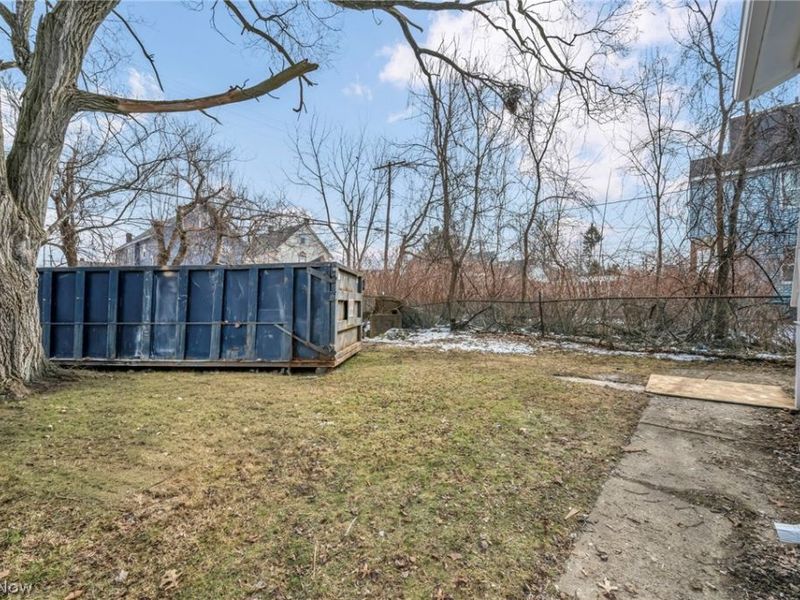 3303 E 123rd Street, Cleveland, OH 44120 Photo 36