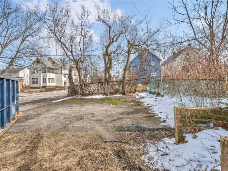 3303 E 123rd Street, Cleveland, OH 44120 Photo 37