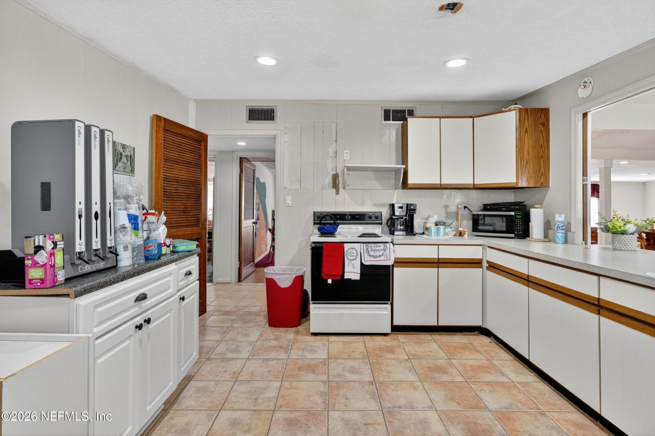 8314 Herlong Road, Jacksonville, FL 32210 Photo