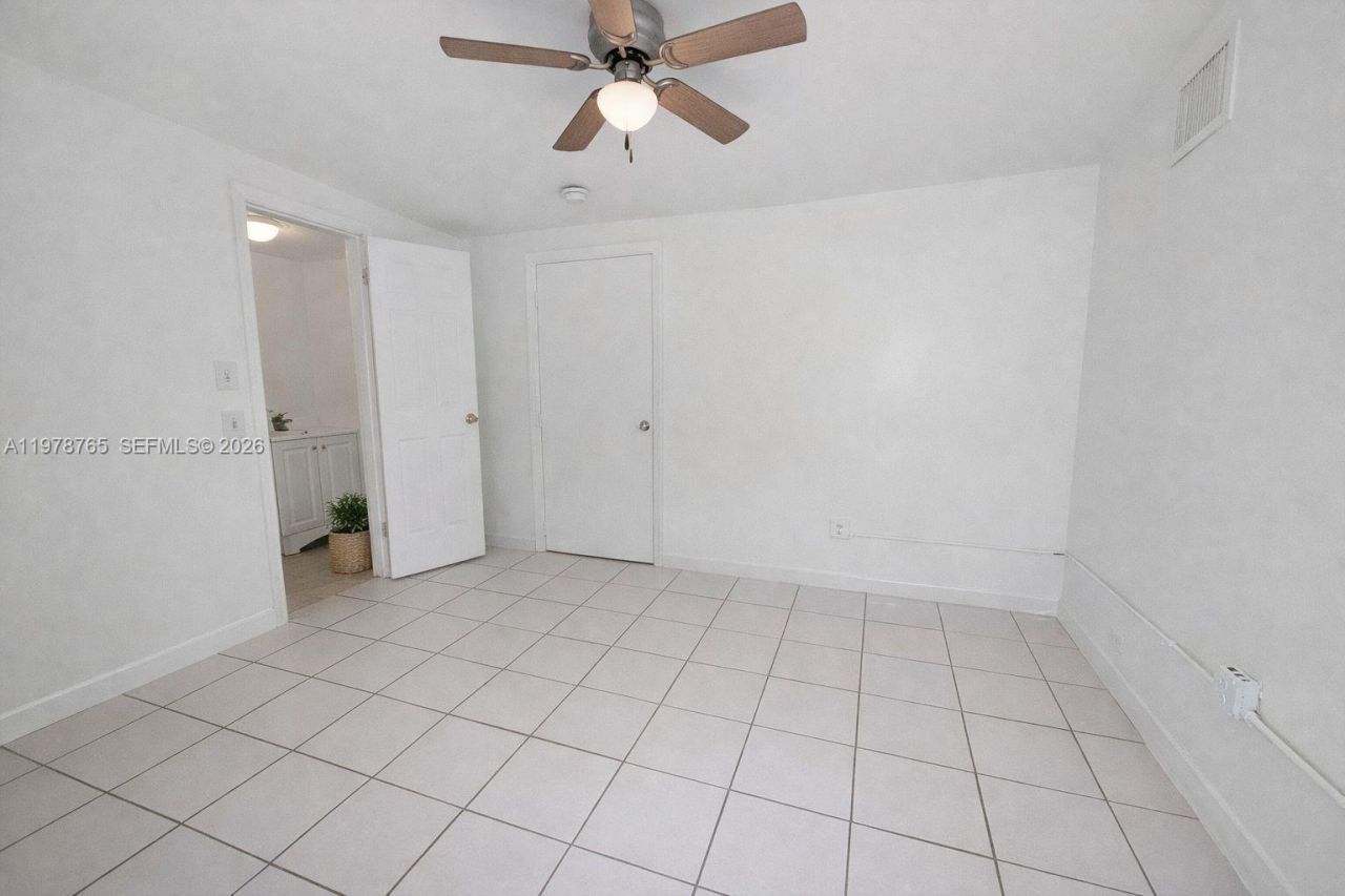 2227 SW 2nd Ter , Unit 2227, Miami, FL 33135 Photo